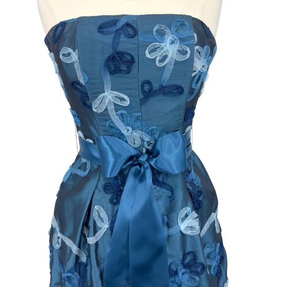 NWT Cache Blue Strapless Bubble Hem Applique Dress Size 2 Y2K Glam Luxe Evening - Picture 3 of 16
